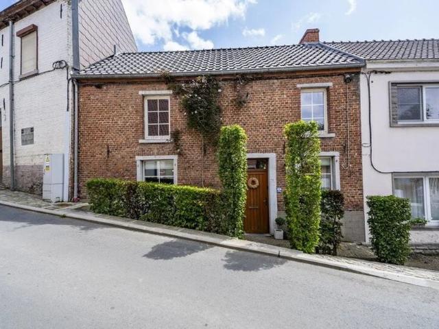Maison à vendre pour 290000 euro avec 3 chambres à coucher