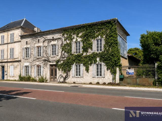 Maison Bourgeoise Avecjardin 230m² Barbezieux Saint Hilaire