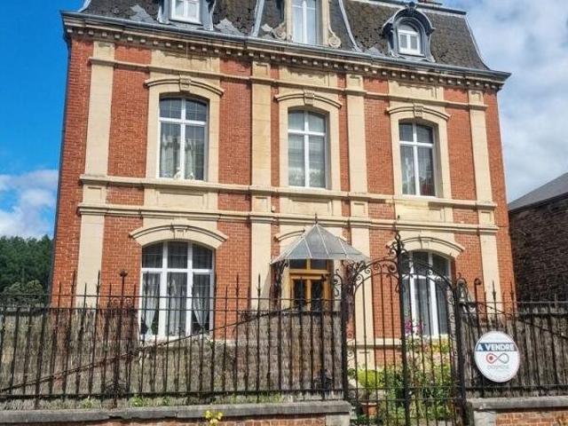 Maison bourgeoise de 246 m² bord de Meuse 246m² Bogny sur Meuse