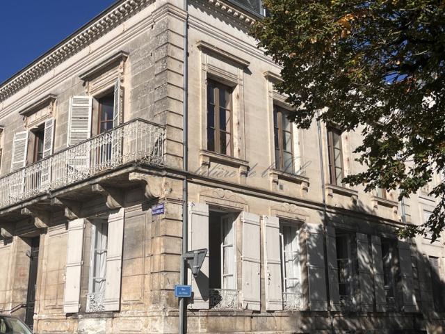 MAISON BOURGEOISE DE VILLE