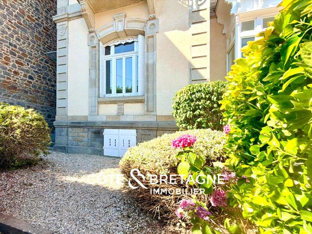 MAISON BOURGEOISE DE CARACTERE À VENDRE À SAINT BRIEUC AVEC JARDIN CLOS | Réf: 2026143