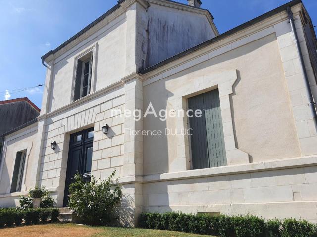 MAISON BOURGEOISE D'EXCEPTION EN CENTRE VILLE
