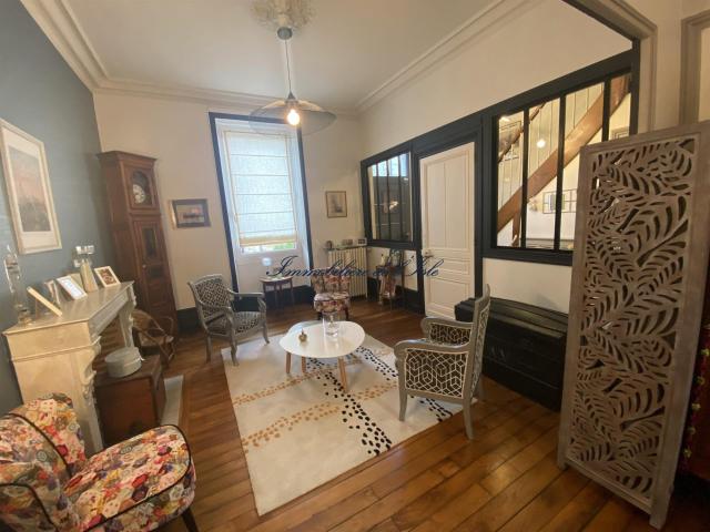 Maison Bourgeoise Entierement Rénovée 154m² Périgueux