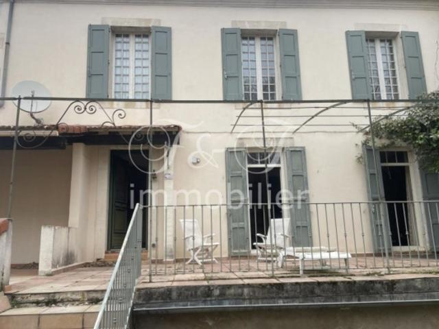Maison bourgeoise proche du centre ville et des commerces