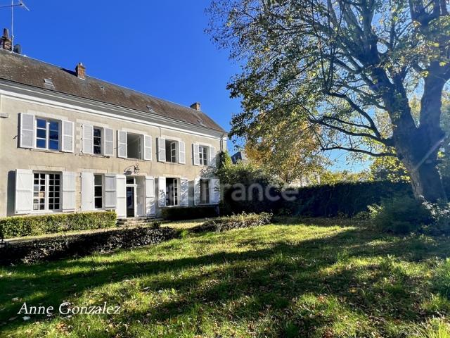 Maison Bourgeoise rénovée à vendre 8 pièces OLIVET 45 Parc arboré de 1780 m², dépendances