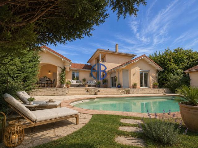 Maison Bourgoin Jallieu 5 pièce s 120 m2