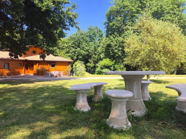 Maison bois 150m2 sur parcelle de 5 600m2 150m² Rauzan