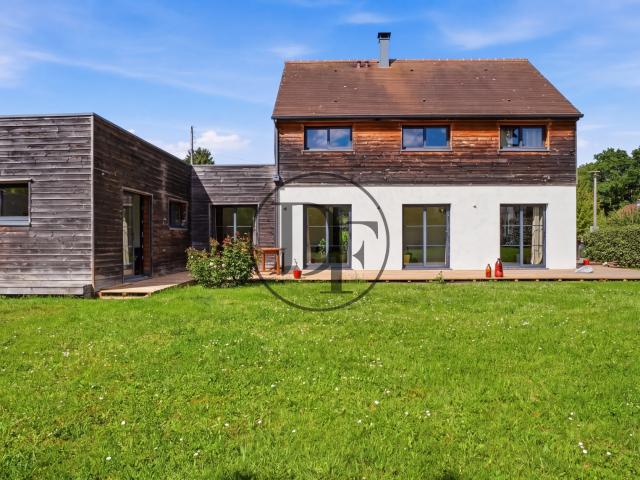 MAISON BOIS LE ROI 170M2