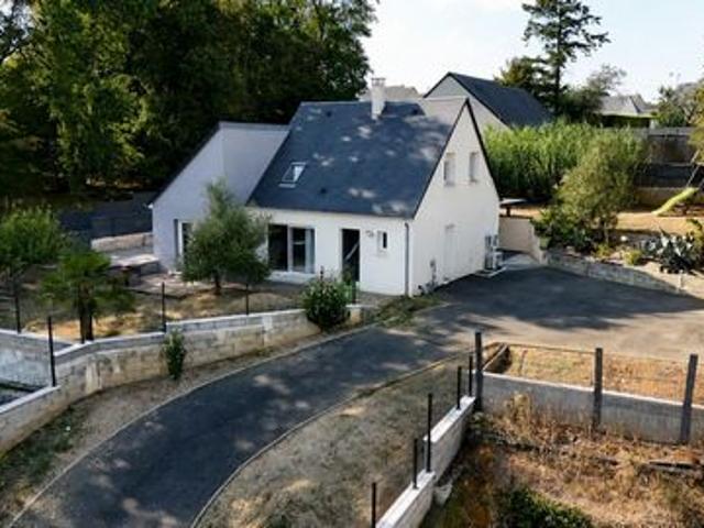 Maison bâtie en 2013, vie de plain pied, DPE B