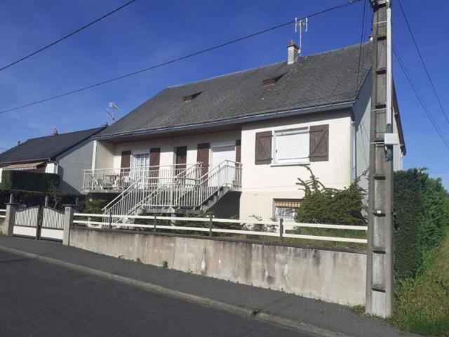 Maison Bauge 8 pièce s 168 m2