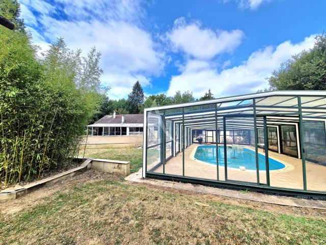 Maison Bazouges Cre Sur Loir 9 pièce s 258 m2