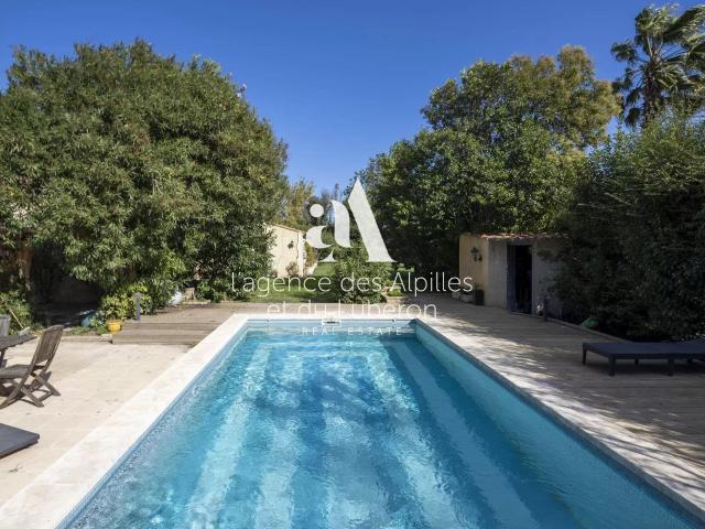 Barbentane Maison Plain Pied Avec Court De Tennis 230m² Barbentane