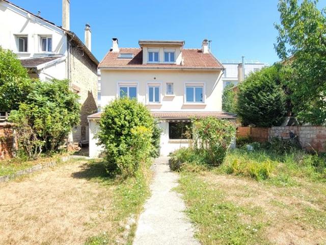 Maison Base Meulière de 197m2 Utiles et 6 pièces – Chelles 3 Minutes Gare