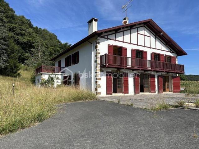 MAISON BASQUE A SAISIR