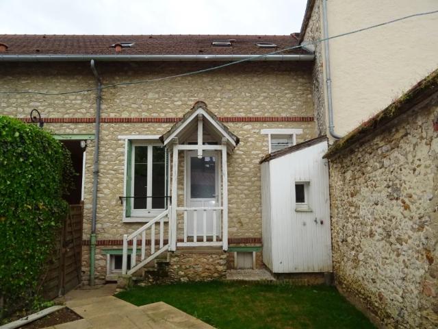Maison Beville Le Comte 4 pièces 78.52 m2
