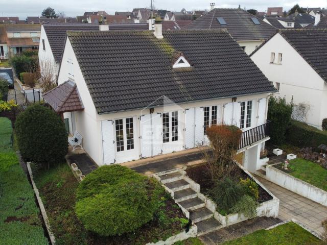 Maison Beynes Val des 4 pignons