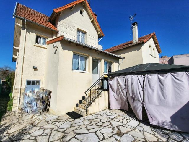 MAISON BEAUCHAMP 5 pièce s 77 m2