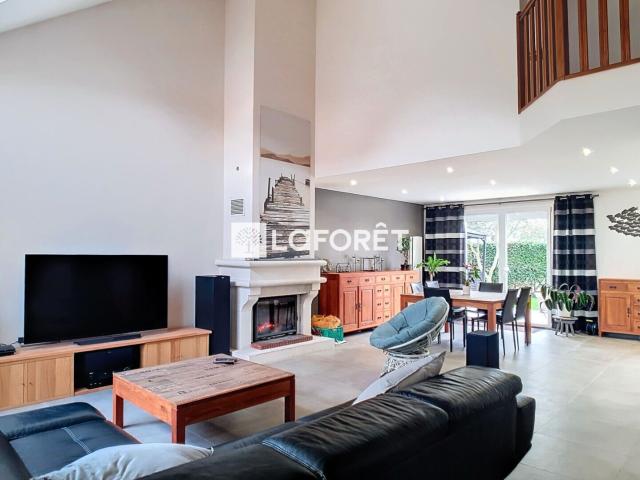 Maison Beauchamp 9 pièces 190 m2