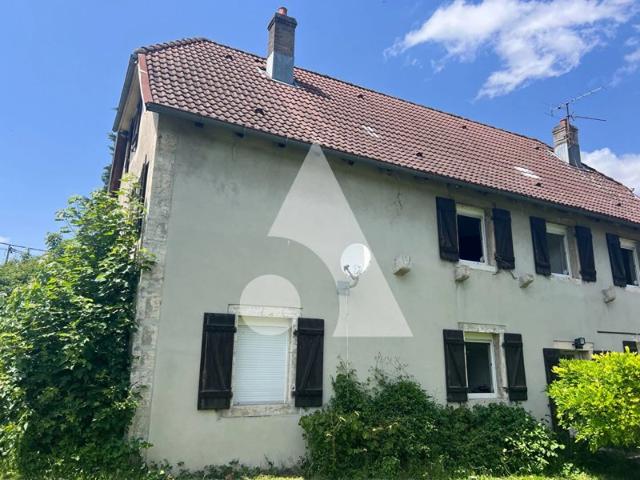 Maison Beaucourt 8 pièce s 187 m2