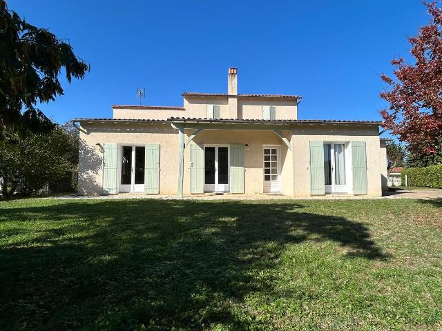 MAISON BERGERAC 4 CHAMBRES JARDIN