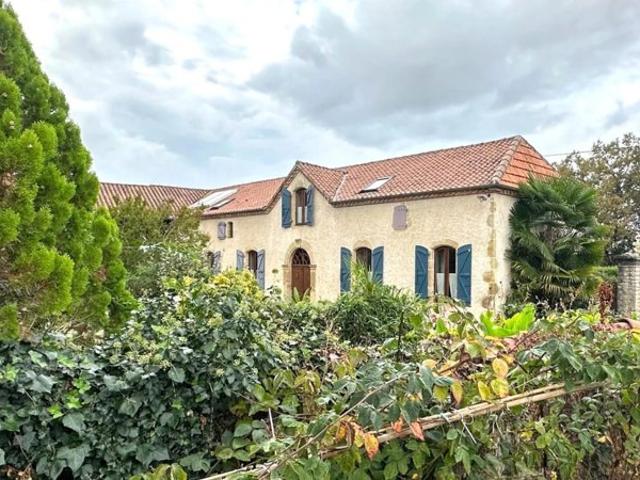 MAISON BIGOURDANE AVEC PISTE ULM