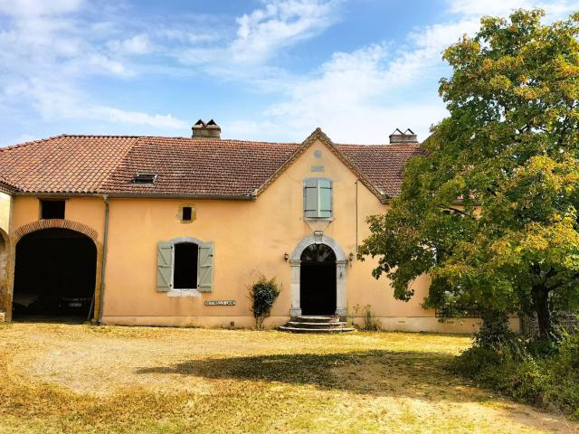 Maison bigourdane rénovée avec dépendances 314m² Maubourguet