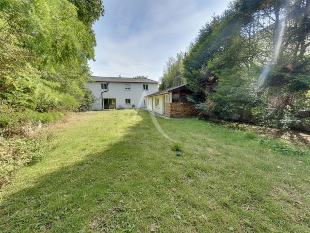 Maison Bry Sur Marne 9 pièce s 189 m2