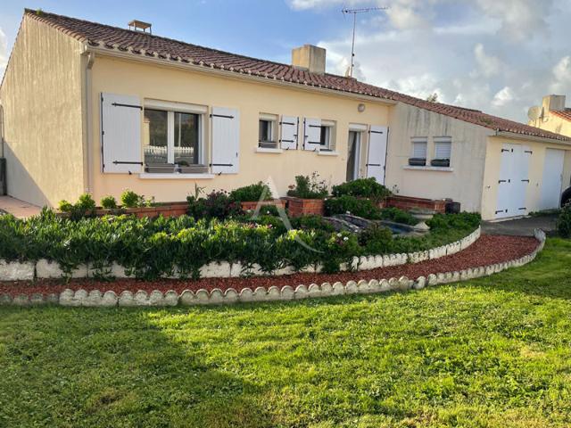 Maison Brem Sur Mer 4 pièce s