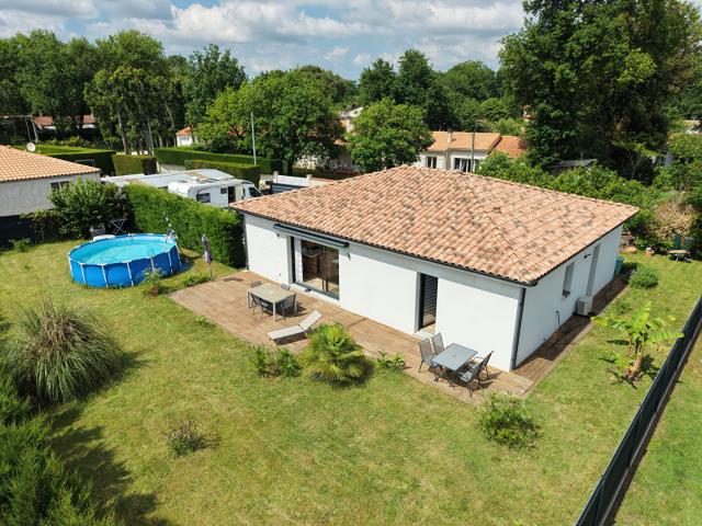 Maison Breuillet 4 pièce s 99 m2