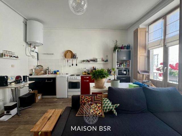 Maison BSR vous présente Blaise, un appartement deux pièces Nantes Hyper Centre / Feydeau