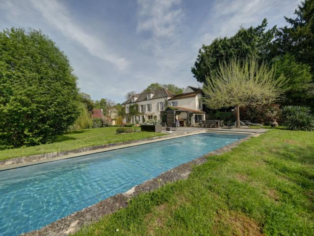 Maison Galluis 6 pièce s 268.36 m2 268m² Galluis