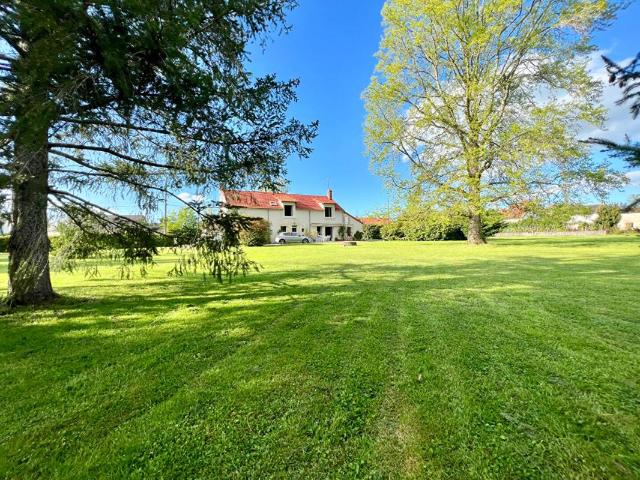 Maison Garchizy 7 pièce s 205 m2 sur 2500m2 de terrain