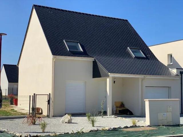 MAISON GARAGE+TERRAIN
