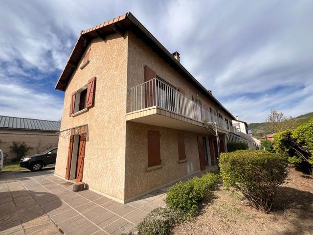 Maison Garde Colombe 7 pièce s 170 m2