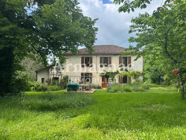 Maison gasconne, gîte et piscine 240m² Eauze
