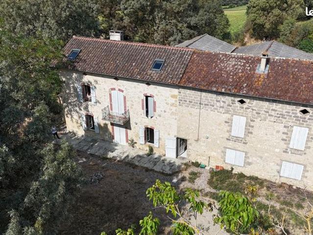 Maison gasconne de caractere avec vue proche de lectoure