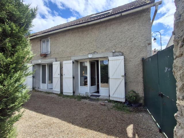 Maison GASNY 27620