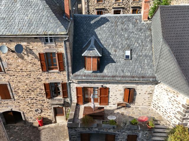 MAISON GITE