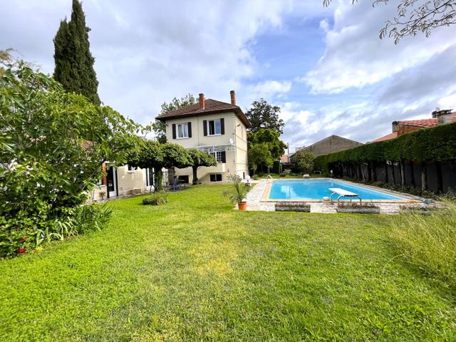 Maison + gîte 172m² avec piscine 172m² Villeneuve sur Lot