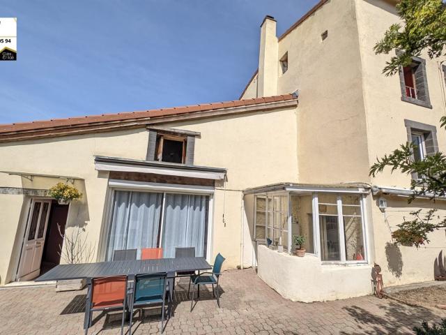 Maison + gîte 231m² Vertaizon