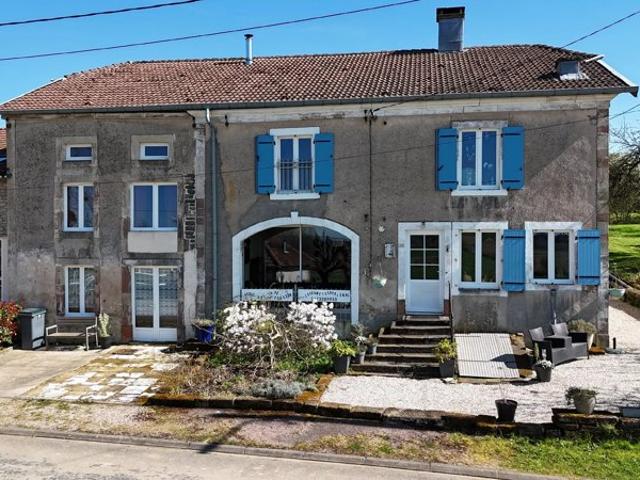 Maison + gîte rénovés avec charme, à vendre dans les Vosges