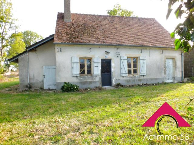 Entre BOURGES 18 et NEVERS 58 Maison de campagne sur 7312 m²