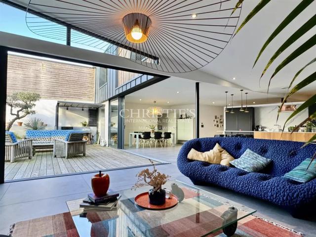 Maison d’architecte avec piscine et garage La Rochelle – Q. 236m² La Rochelle