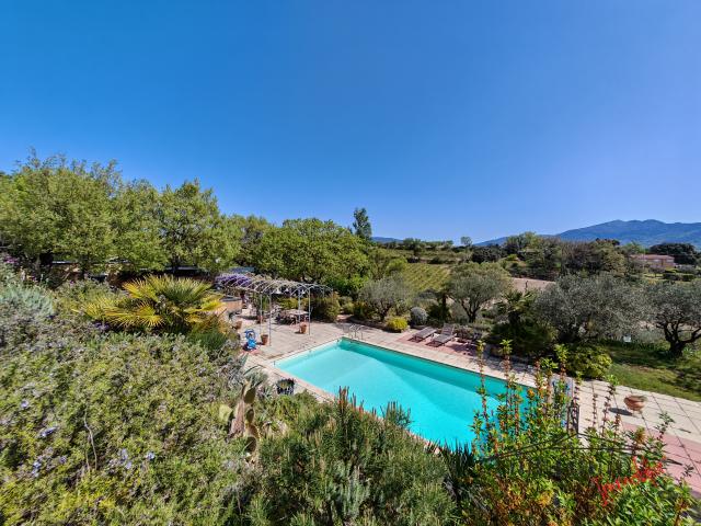 Maison d’architecte avec piscine et sauna