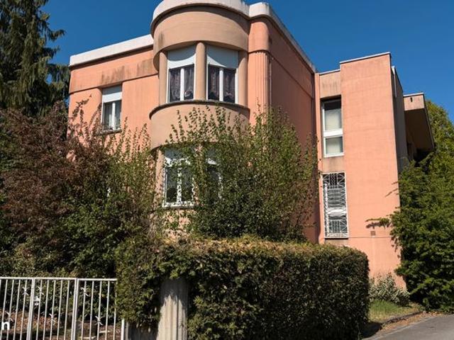 Maison d’architecte à fort potentiel – Idéal investissement ou projet familial