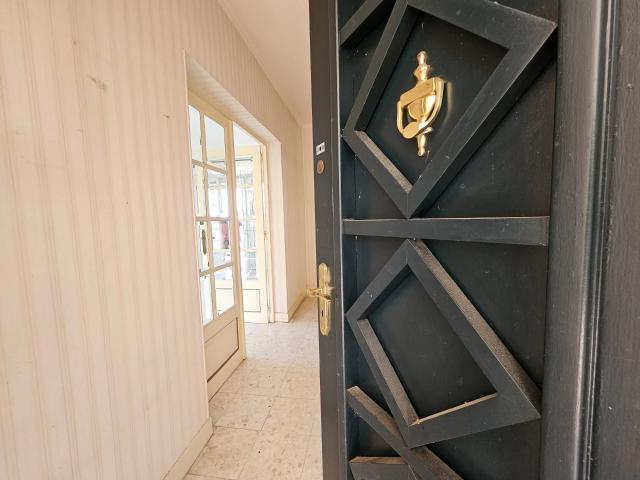 Maison d’architecte des années 70 avec piscine et grand jard. 129m² Auch
