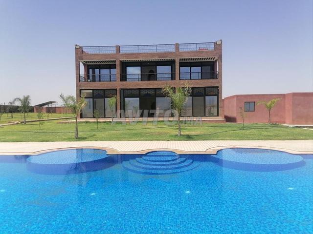 Maison d’Hôtes à vendre avec VNA route de Ourika