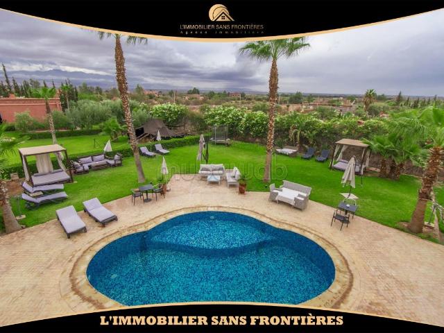 Maison d’hôtes meublée avec VNA à vendre à Route de Ouarzazate Km 35,480 m², Marrakech