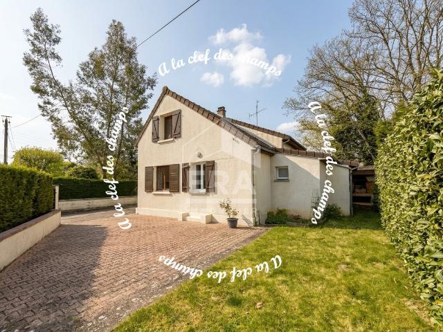 Maison Dourdan 7 pièce s 127 m2