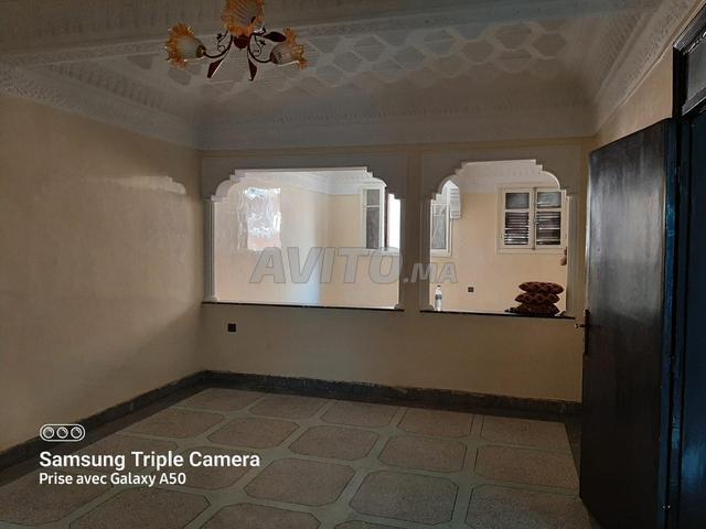 Maison d'angle titrée à vendre 3 façades 116 m²